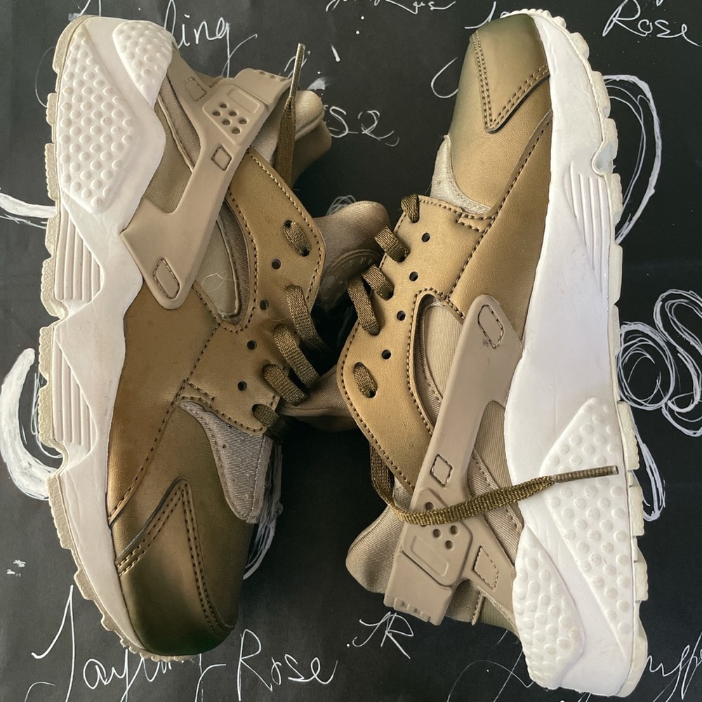 Nike Wmns air huarache run premium TXT